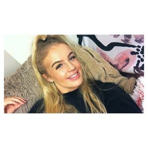 Meet your Posher, Victoria